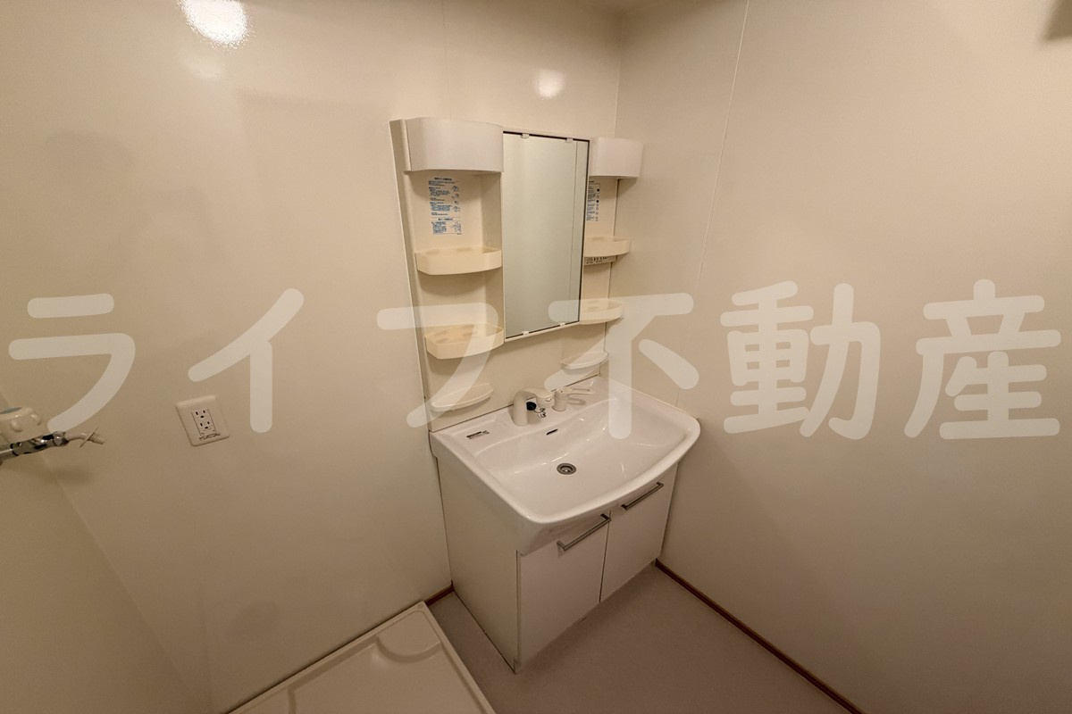 セジュール稲田本町の独立洗面台