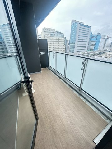コンフォリア・リヴ本町ＷＥＳＴ Ｑのバルコニー