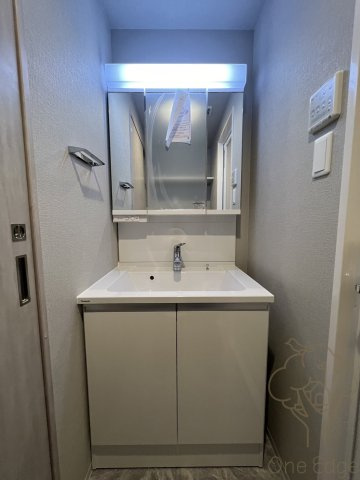 スプランディッド福島WESTの独立洗面台