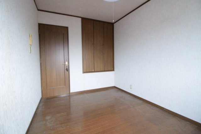 芝生町2丁目戸建の内装