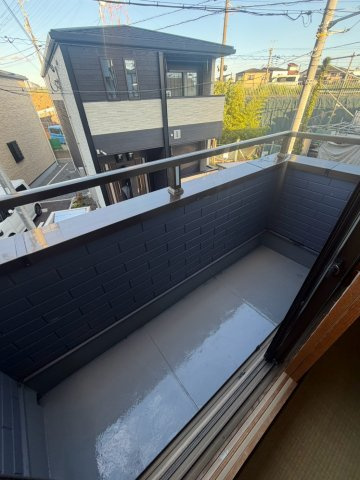 芝生町2丁目戸建のバルコニー