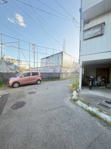 芝生町2丁目戸建の周辺
