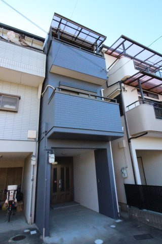芝生町2丁目戸建