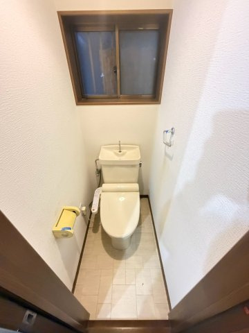芝生町2丁目戸建の内装