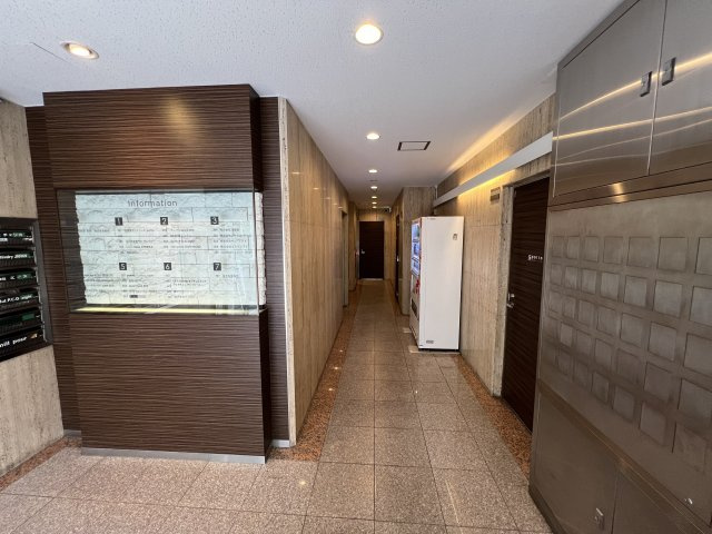 ESPRIME心斎橋のエントランス
