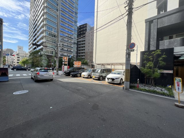 エイラ信濃橋ビルの周辺