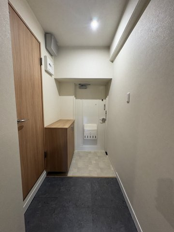 サンコービル船場の玄関