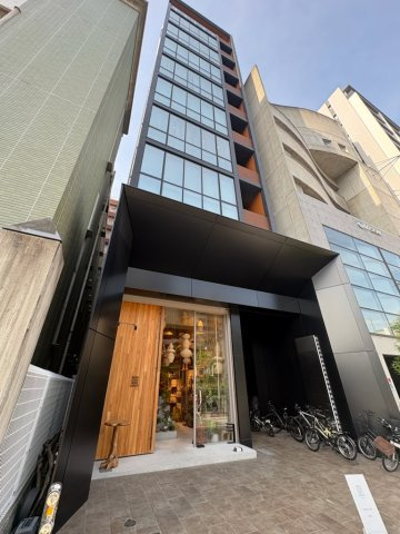 BADGE長堀BLDG.5階