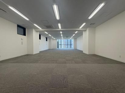 BADGE長堀BLDG.5階