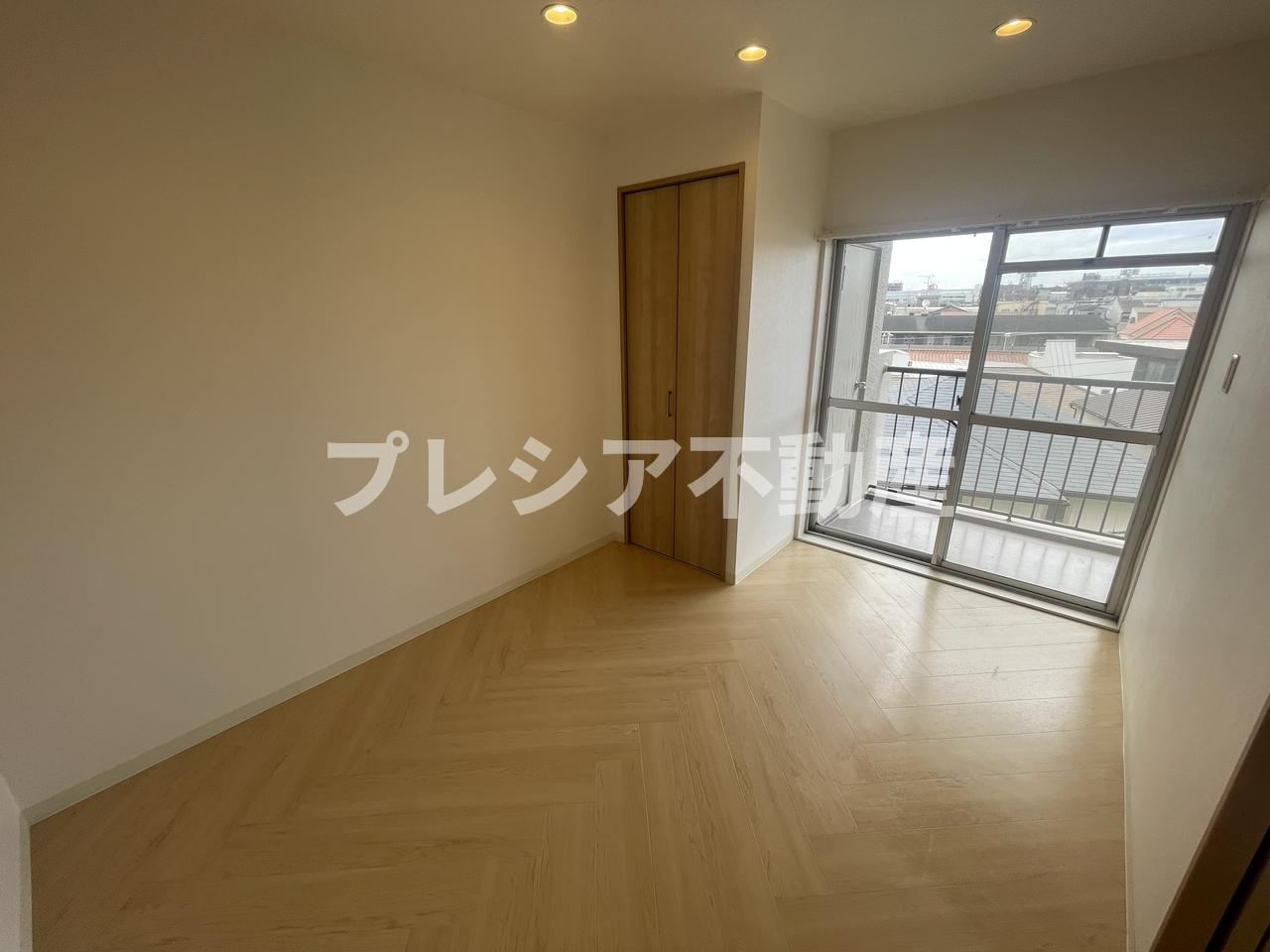 甲子園東行マンションの居間・リビング
