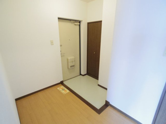【玄関】 | メルヴェーユ大泉学園 | 別室参考写真