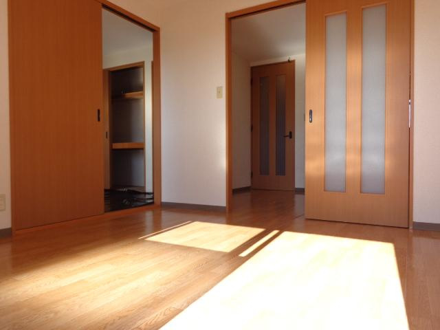 エトワールＯＫＡＺＡＫＩの内装|洋室