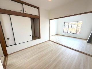 一之江1-16-17戸建の居間・リビング