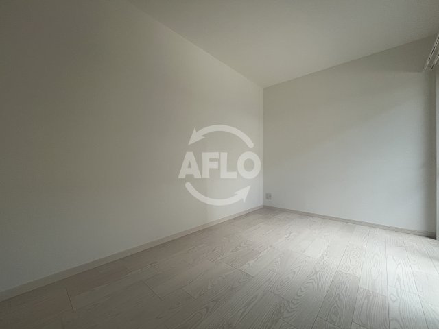 ヴェルメゾン三津屋中の居間・リビング