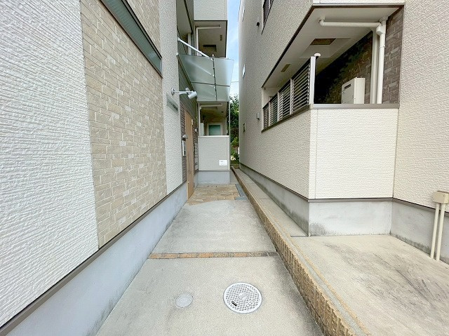 フジパレス西淡路Ⅱ番館のエントランス