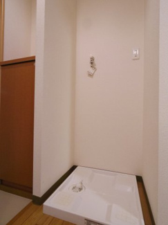 【設備】 | Verde（ヴェルデ） | 【参考写真】室内洗濯機置き場