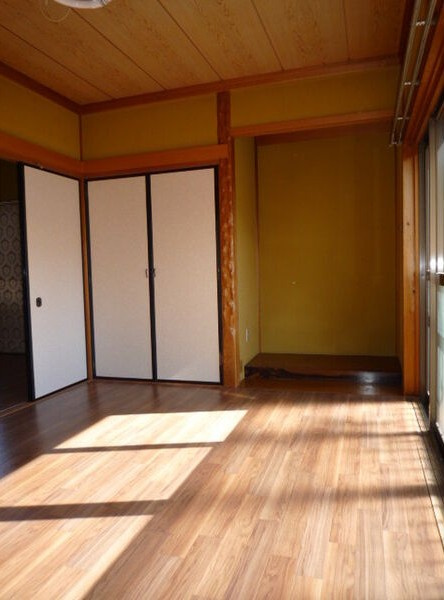 西ノ割貸家の収納