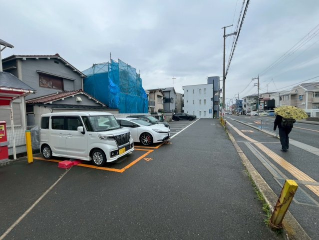 阪口マンションの駐車場