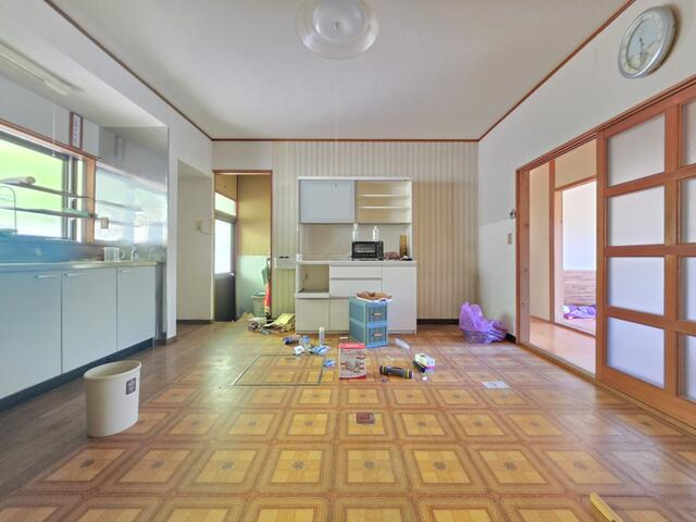 瑞浪市日吉町の居間・リビング