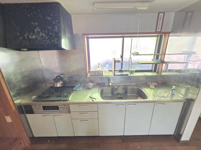 瑞浪市日吉町のキッチン