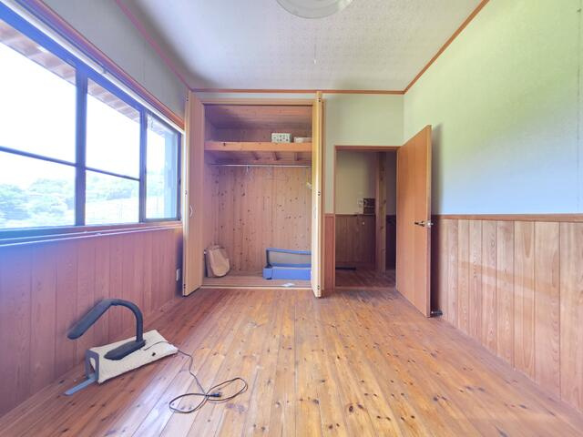 瑞浪市日吉町の洋室