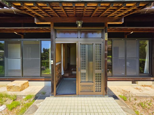 瑞浪市日吉町の玄関