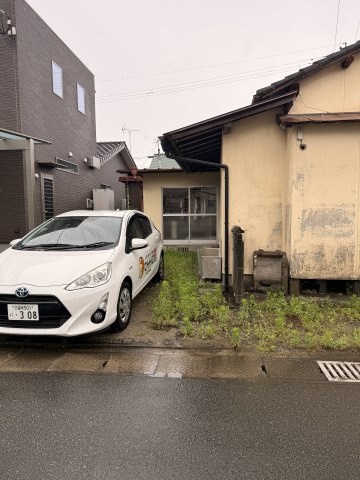 八女市亀甲売地の外観