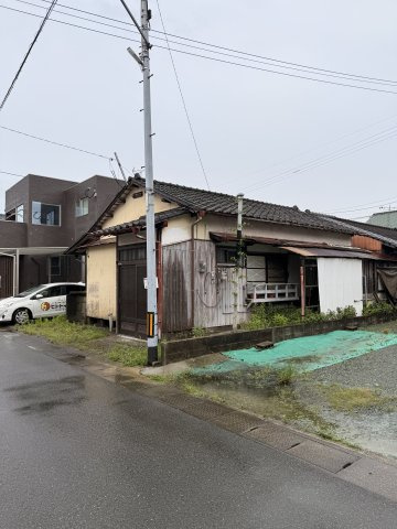 八女市亀甲売地の外観