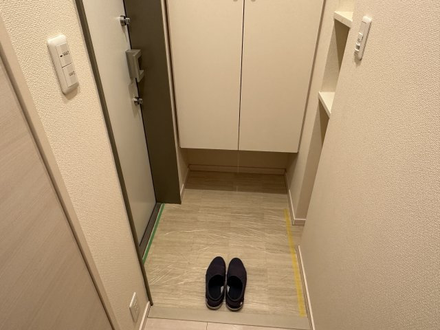 メゾン中落合の玄関
