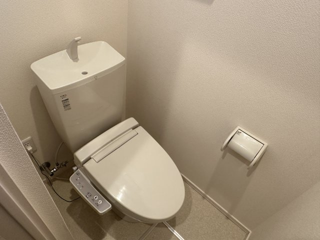 メゾン中落合のトイレ