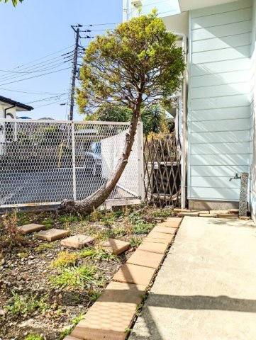 藤沢市辻堂太平台２丁目のテラスの庭