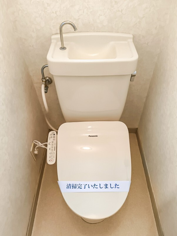 藤沢市辻堂太平台２丁目のテラスのトイレ