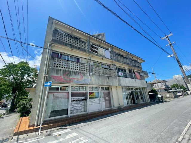 あけぼのアパートの外観