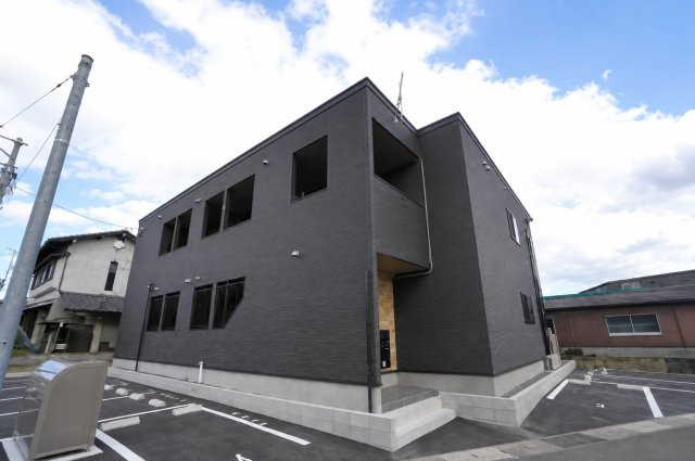BRAVEBASE宿町
