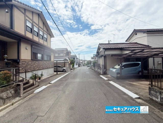 【同施工物件ご案内可能】知多市日長台　限定1棟の前面道路含む現地写真|事前予約にて現地ご見学いただけます！お気軽にお問い合わせください♪
■株式会社　セキュアハウス■
住宅ローンに強く、知識、経験豊富なスタッフ在籍
お客様に寄り添い、ご成約後もサポート致します