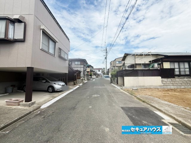 【同施工物件ご案内可能】知多市日長台　限定1棟の前面道路含む現地写真|事前予約にて現地ご見学いただけます！お気軽にお問い合わせください♪
■株式会社　セキュアハウス　豊明支店■
住宅ローンに強く、知識、経験豊富なスタッフ在籍
お客様に寄り添い、ご成約後もサポート致します