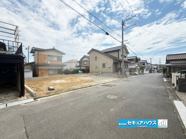【同施工物件ご案内可能】知多市日長台　限定1棟の外観|事前予約にて現地ご見学いただけます！お気軽にお問い合わせください♪
■株式会社　セキュアハウス■
住宅ローンに強く、知識、経験豊富なスタッフ在籍
お客様に寄り添い、ご成約後もサポート致します。