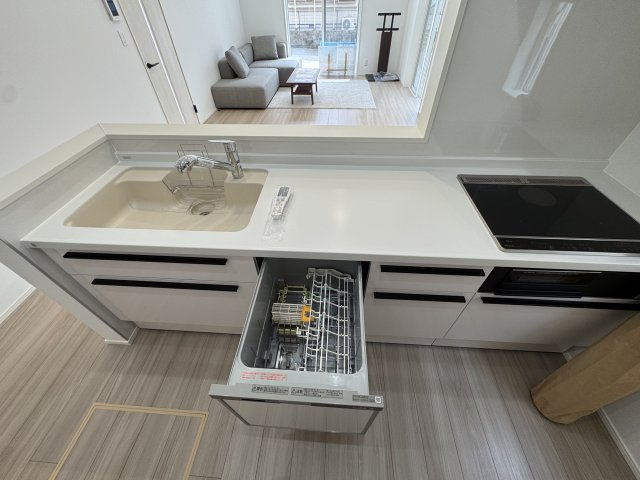 新築建売　清和4丁目３号のキッチン|きれいなキッチンです