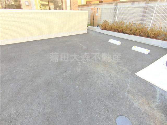 ジーベック池上Ⅲの駐車場|敷地内平置き駐車場　空き状況等詳細はお問合せ下さい。