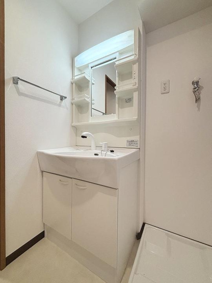 【洗面所】 | ADONIS COURT 