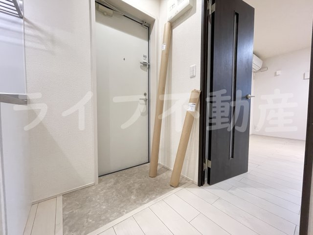 フジパレス若江岩田Ⅱ番館の玄関