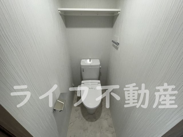 大阪市東成区大今里南５丁目の賃貸マンションのトイレ|ゆったりとした空間のトイレです