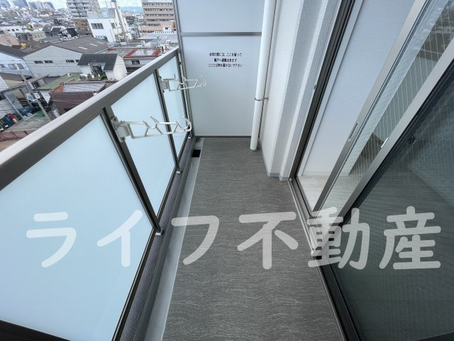 大阪市東成区大今里南５丁目の賃貸マンションのバルコニー|暖かな日差しのふりそそぐバルコニー