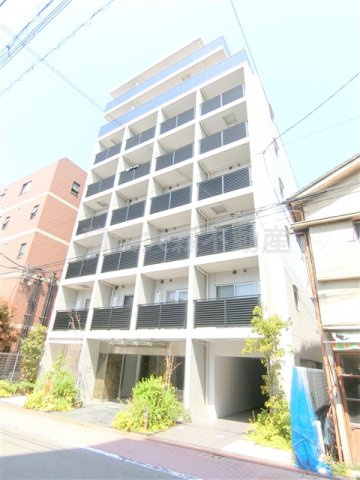 クレヴィスタ多摩川の外観|2017年1月築　RC鉄筋コンクリート造地上8階建て総戸数46戸Wi-Fiインターネット無料の人気高級賃貸マンション東急多摩川線矢口渡駅最寄りの東京都大田区多摩川1丁目　オートロック宅配BOXゴミ捨て