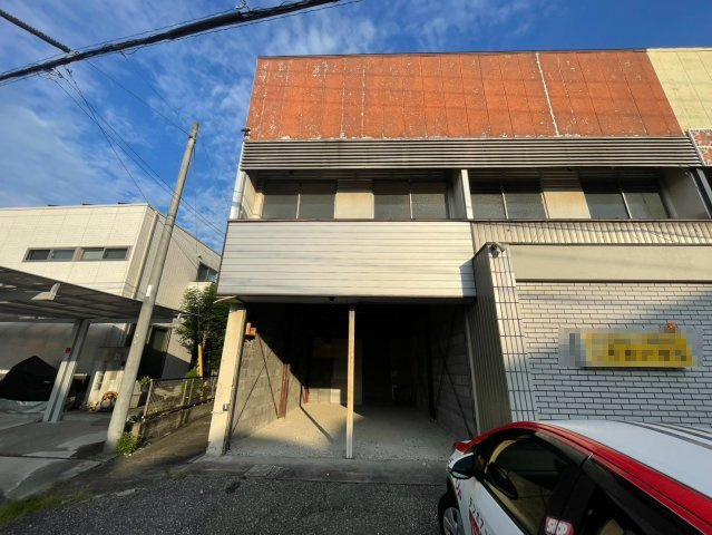 小坂町４丁目店舗　倉庫の外観