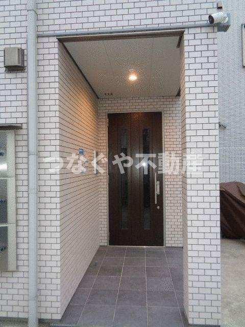 Casa Reginaのエントランス|カーサレッジーナ