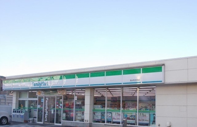 【周辺】 | カノン | ファミリーマート伏見店まで650m