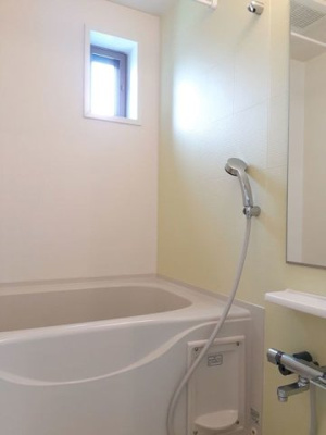 【浴室】 | プレミール原Ｂ | コンパクトで使いやすいお風呂です