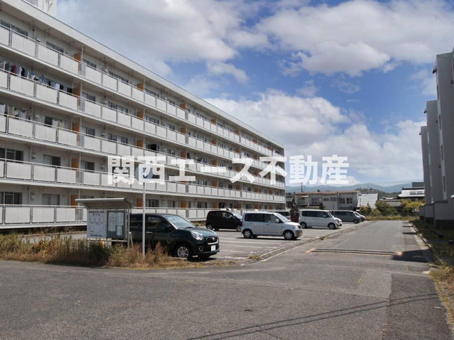 【駐車場】 | ビレッジハウス津の井
