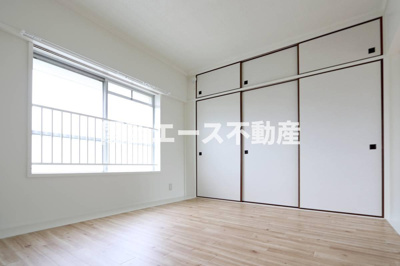 【寝室】 | ビレッジハウス津の井